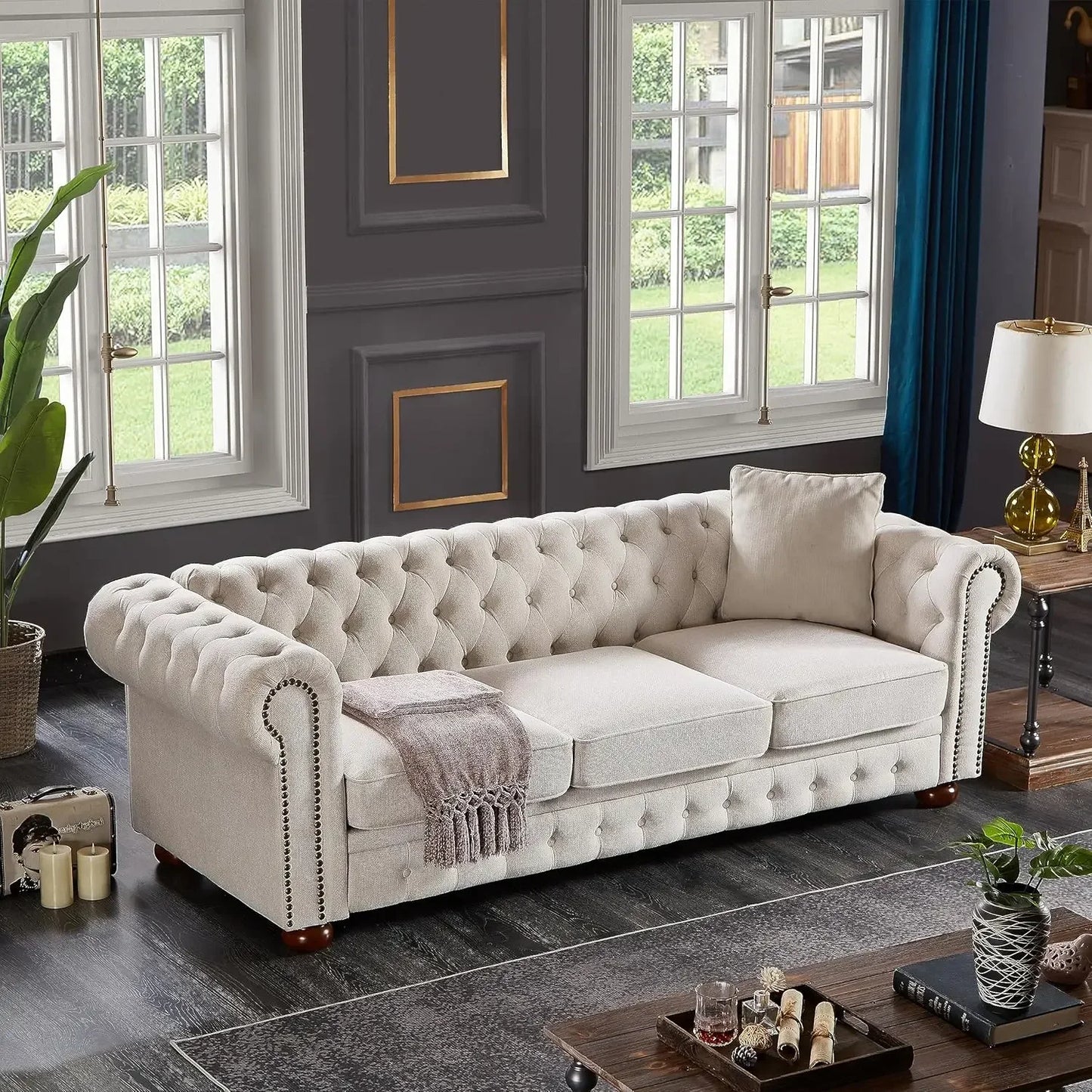 Classic & Luxurious 3-Seater Chesterfield Sofa w/Nailhead Trim