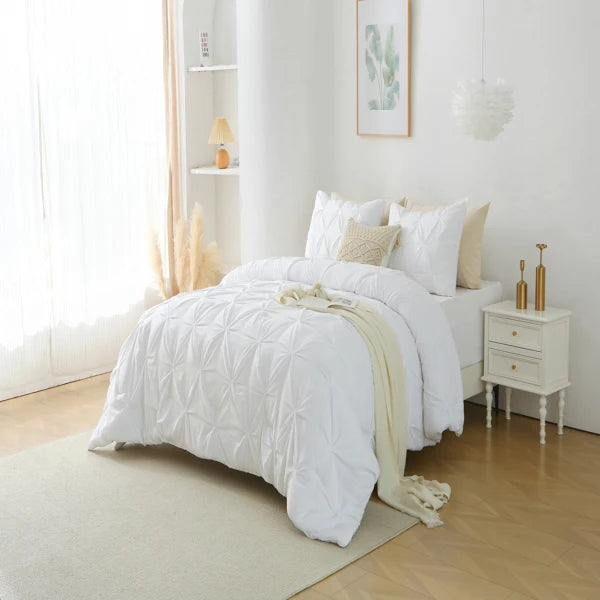 Elegant 3-Piece King Size Comforter Set w/Pinch Pleat Detailing