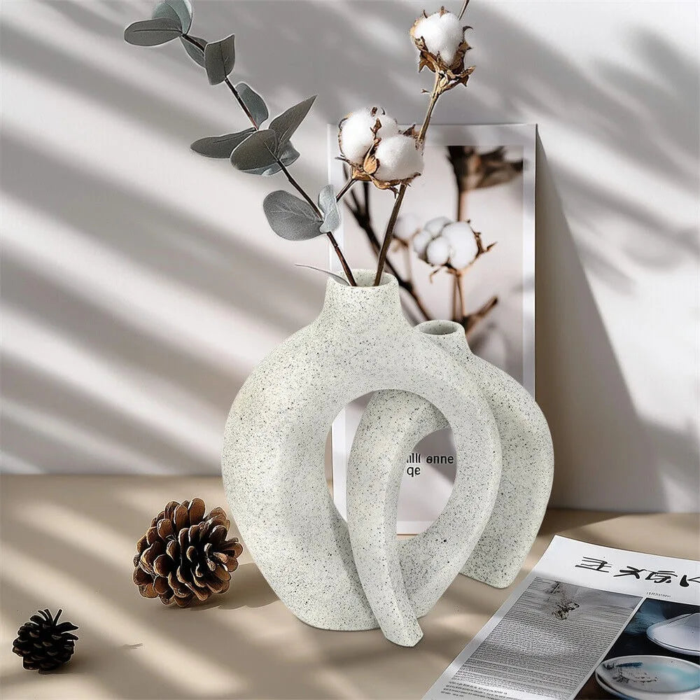 Modern Hollow Snuggle Vase~Set of 2