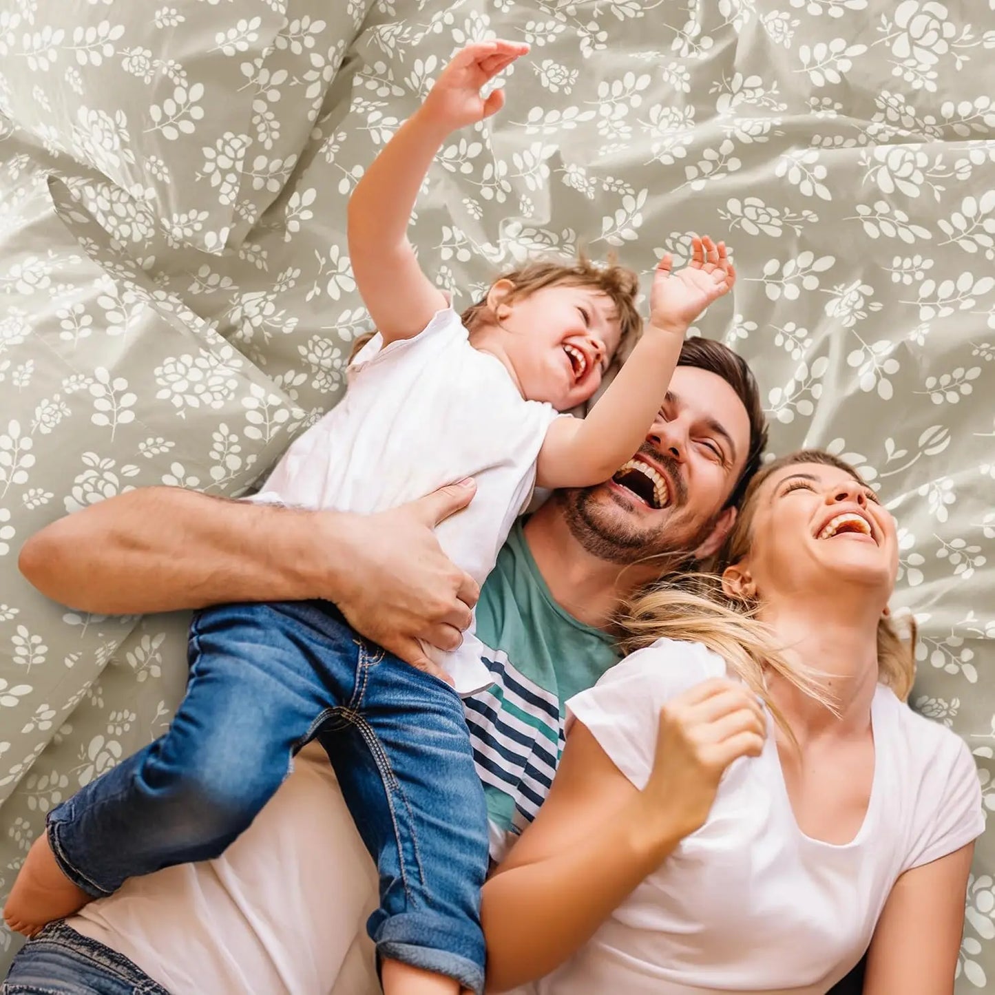 Elegant 4-Piece Microfiber Floral Sheet Set 