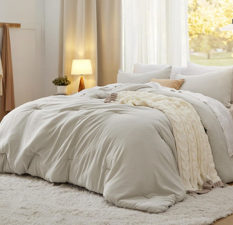 California King Comforter Set – Effortlessly elevating bedroom design with comfort and luxury.