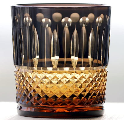 Stylish Premium Hand-Cut Whiskey Glass – Lead-Free Crystal Edo Kiriko Tumbler, showcasing craftsmanship for an upscale drinking experience.