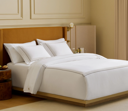 Textured detail of Luxury Duvet Cover Set, illustrating the premium quality of Egyptian Cotton.