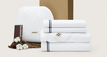 Luxury Duvet Cover Set featuring 100% Egyptian Cotton and Sateen Weave - Ideal for a cozy bedroom.