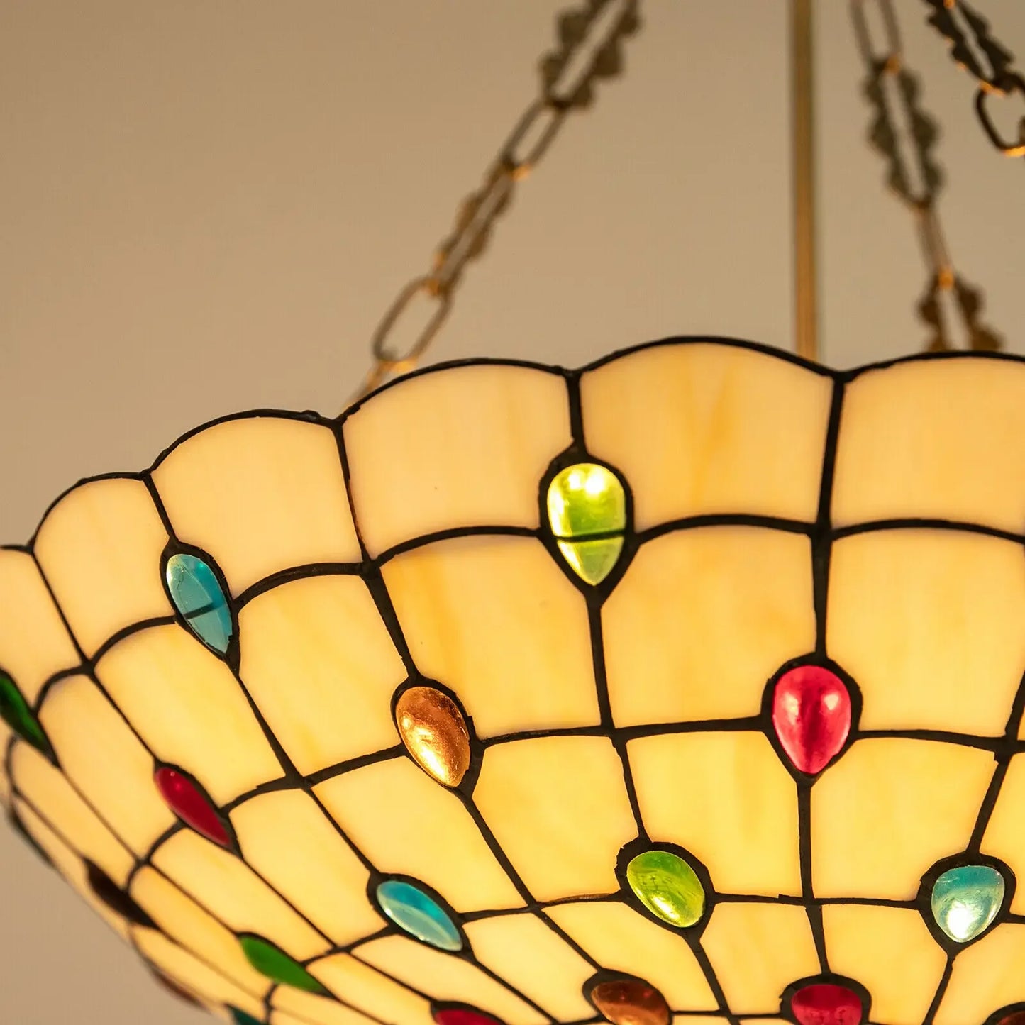 Classic Tiffany-Style Stained Glass Pendant Light