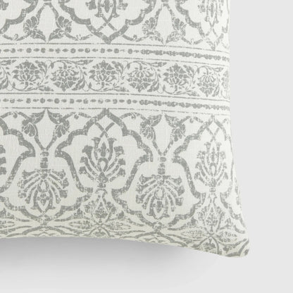 Elegant Decorative Throw Pillow in Artic Antique Floral Pattern