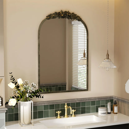Vintage/Baroque Arched Brass Wall Mirror
