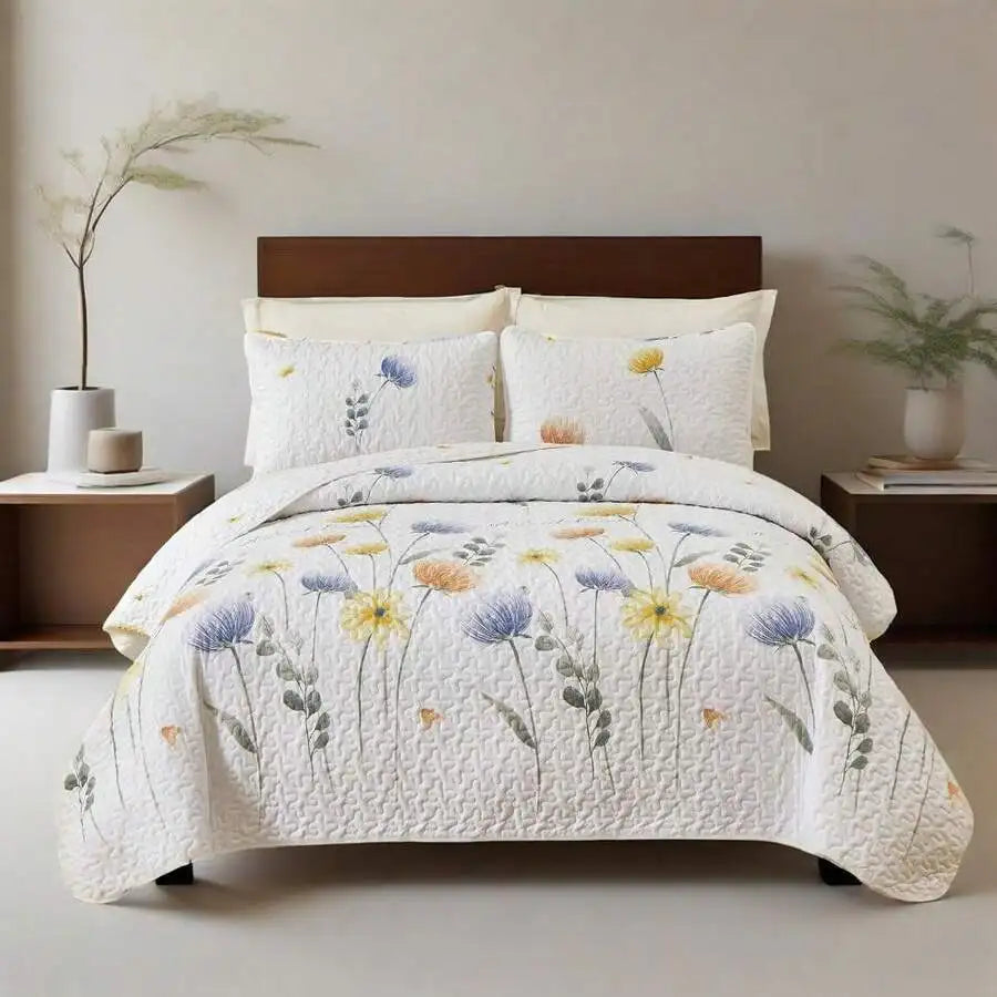 3-Piece Queen Floral Quilt Set, Lightweight Reversible Farmhouse Coverlet with 2 Pillow Shams - queen-size botanical bedspread