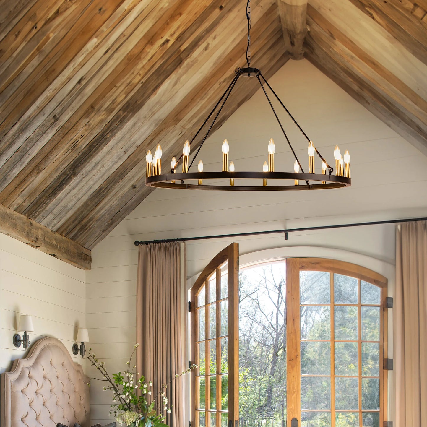 Rustic Farmhouse 16-Light Wagon Wheel Chandelier