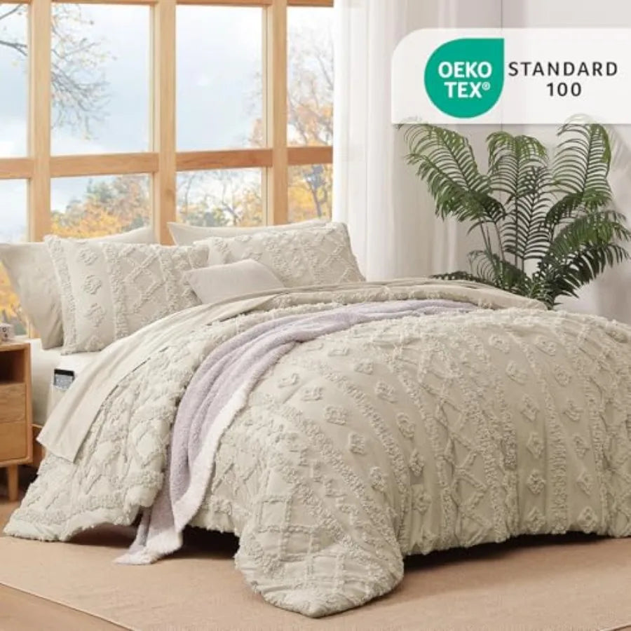 A detailed look at the Luxury Tufted Beige Comforter Set's fabric, emphasizing its ultra-soft, durable quality.