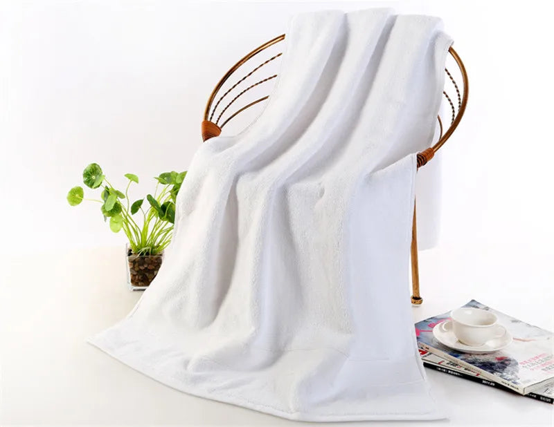 Texture detail of the Ultra-Soft High-Absorbency Terry Bath Towel, emphasizing the fluffy and soft nature of these high absorbency bath towels.