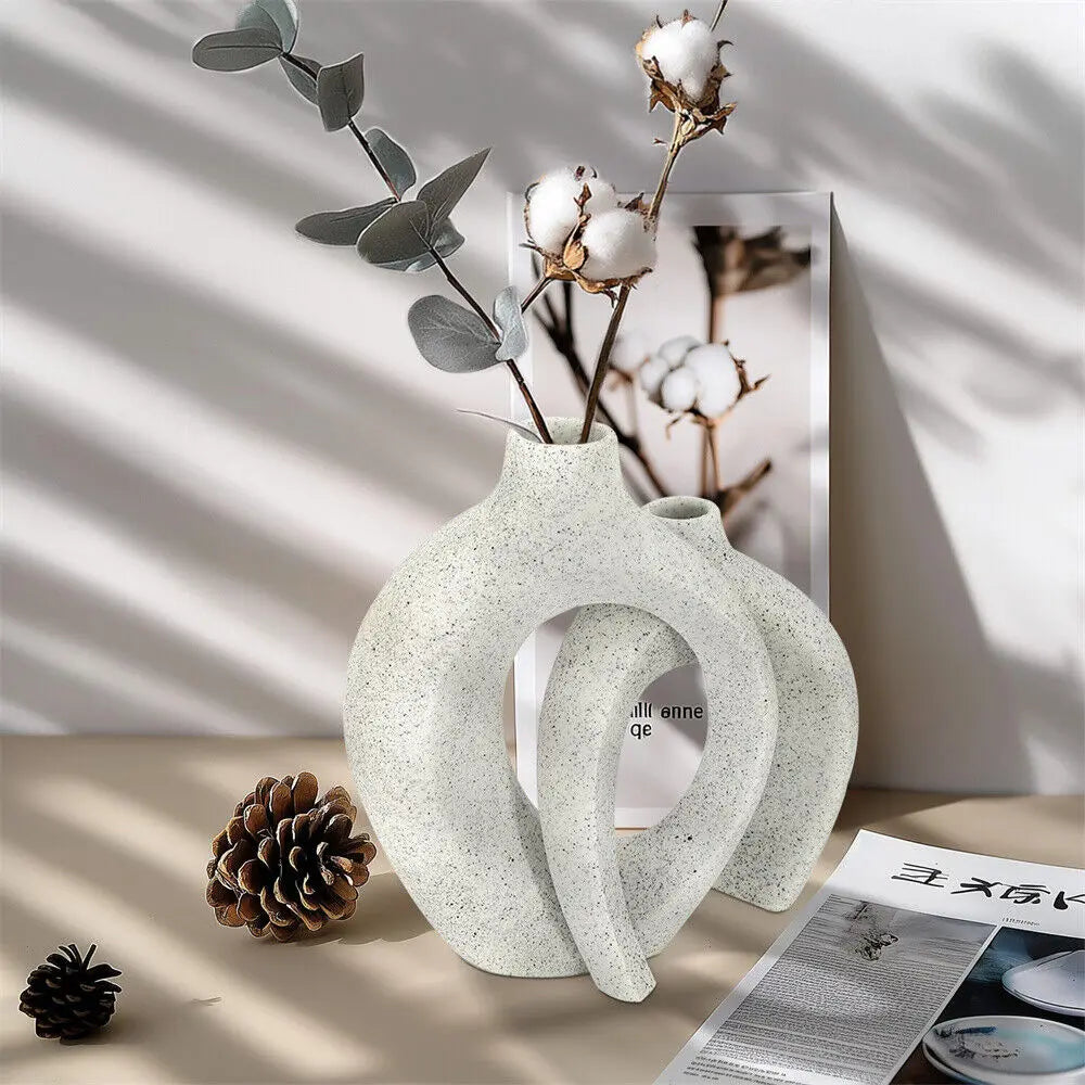 Modern Hollow Snuggle Vase~Set of 2
