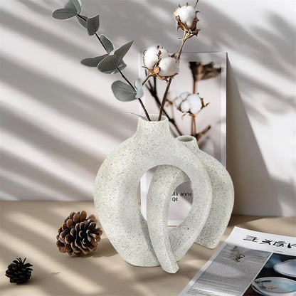 Modern Hollow Snuggle Vase~Set of 2