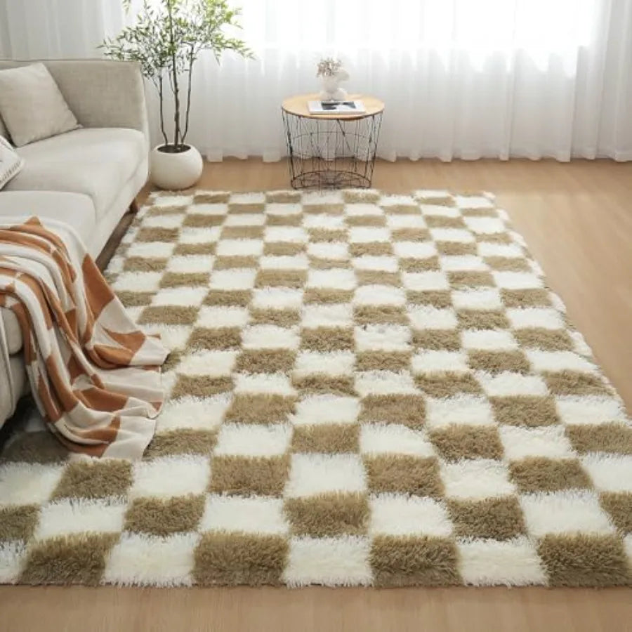 Fluffy & Plush 5' x 8' Beige and White Checkered Area Rug