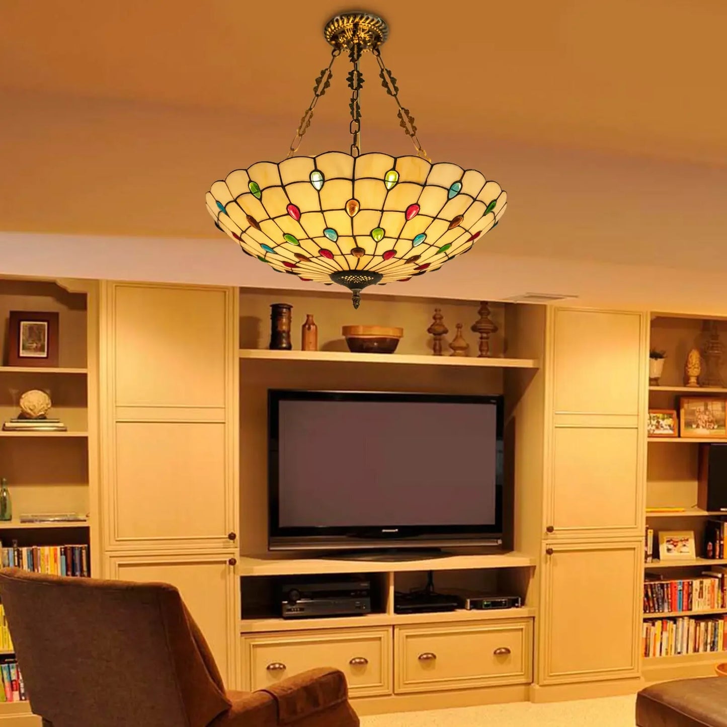 Classic Tiffany-Style Stained Glass Pendant Light