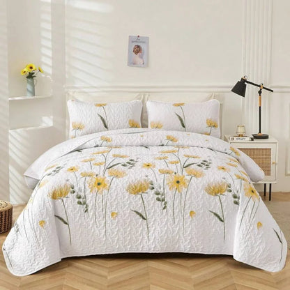 3-Piece Queen Floral Quilt Set, Lightweight Reversible Farmhouse Coverlet with 2 Pillow Shams - soft microfiber floral bedding