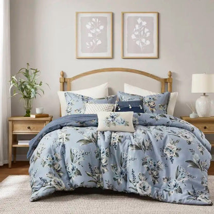 Machine washable 7-Piece Queen Size Vintage Floral Comforter Set in Blue, showcasing easy maintenance and vibrant colors for a beautiful sleep space.