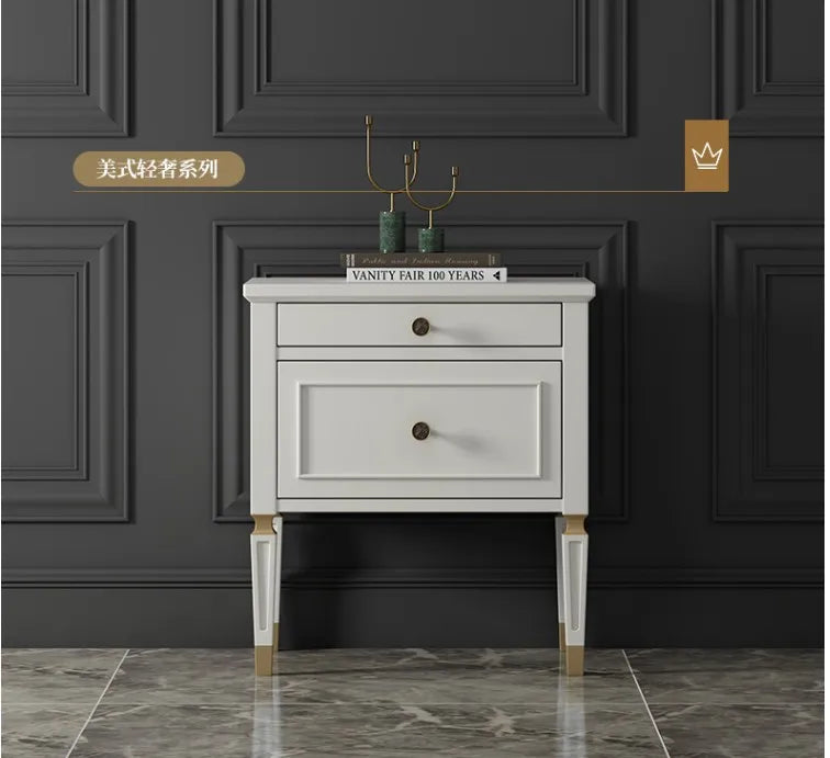 European Style Queen/King Platform w/Crafted Headboard 