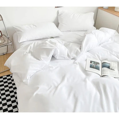 Close-up of Luxury Hotel Collection Ultra-Soft Lightweight Queen Comforter Set revealing the 240 GSM cotton fill for added comfort.