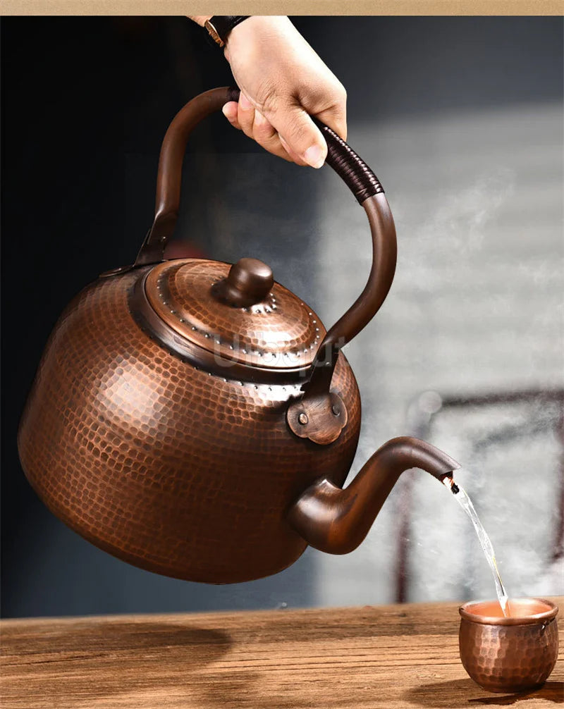 Copper Teapot 100% Pure Handmade – Vintage Stovetop Kettle close-up showcasing the beautiful vintage glow of the copper.