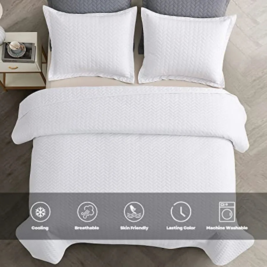 Elegant White 3-Piece Queen Size Quilt Set 
