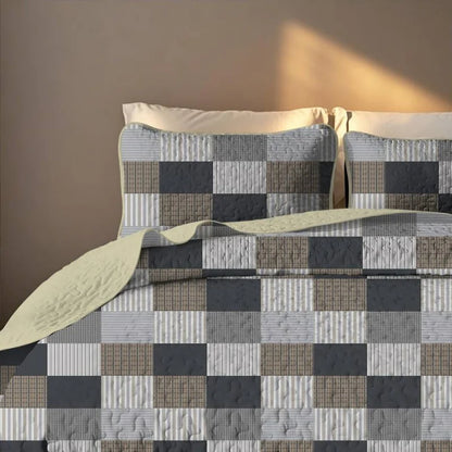 Davulos Plaid Patchwork Quilt Set Queen, 3-Piece Gray Reversible Microfiber Bedspread with Pillow Shams, lightweight microfiber plaid quilt set