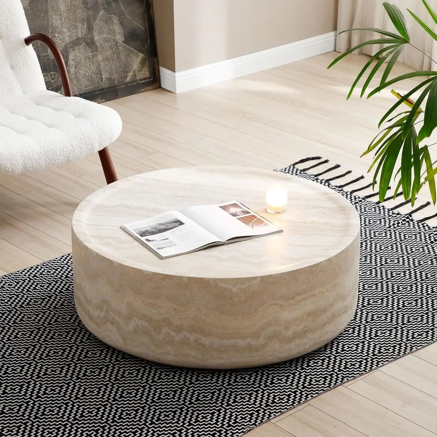 Elegant & Luxurious Round Center Cocktail Table