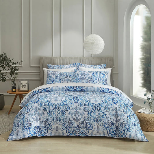 3-Piece Blue & White Quilt Cover Set w/Matching Pillowcases (king/queen)