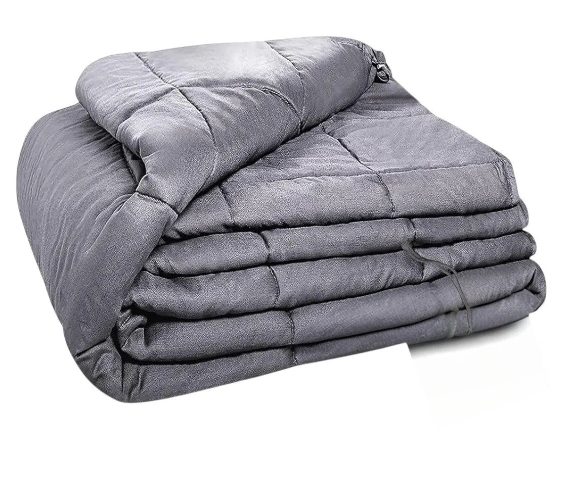 Quility 20 lb Queen Weighted Blanket, 60x80 Breathable Cotton Glass Bead Blanket for Adults, shown as a cozy 20 lb weighted blanket for restful sleep