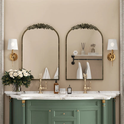 Vintage/Baroque Arched Brass Wall Mirror
