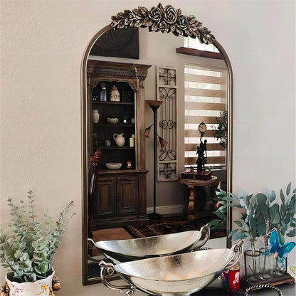 Vintage/Baroque Arched Brass Wall Mirror