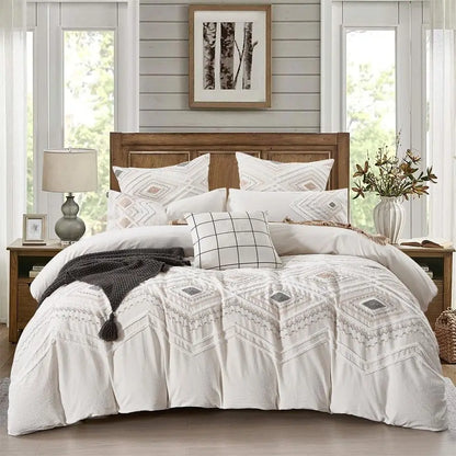 Luxurious 3-Piece Boho Tufted King Size Cotton Duvet Cover displaying its elegant design and soft texture, perfect for a boho king duvet cover aesthetic.