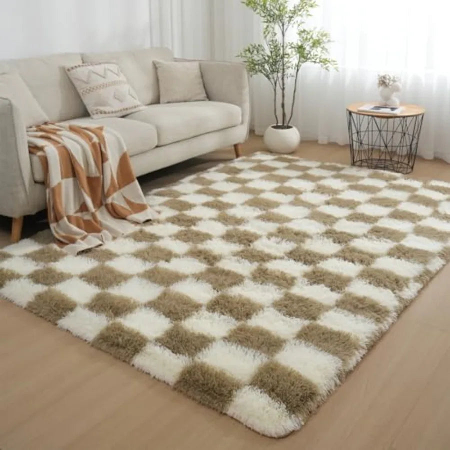 Fluffy & Plush 5' x 8' Beige and White Checkered Area Rug