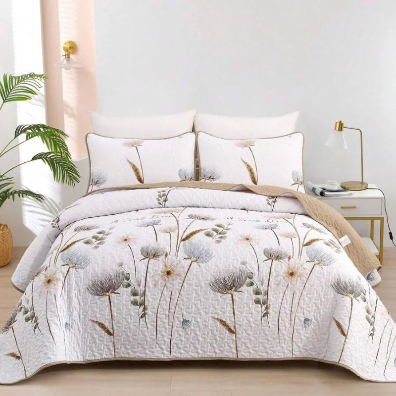 3-Piece Queen Floral Quilt Set, Lightweight Reversible Farmhouse Coverlet with 2 Pillow Shams - reversible floral quilt design