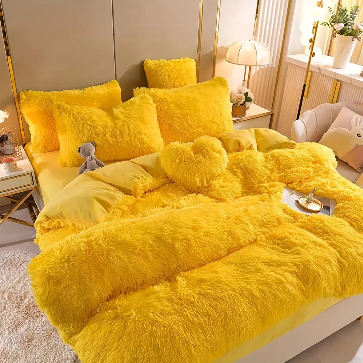 Faux Fur Duvet Cover Set's ultra-soft shaggy microfiber material highlighted, showcasing its luxurious touch.