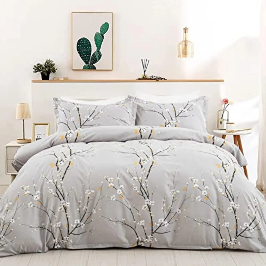Sage Green & Yellow Floral Duvet Cover Set Queen – featuring a detailed close-up of the soft microfiber fabric and sage green floral design, showcasing the elegant look of the bedding.