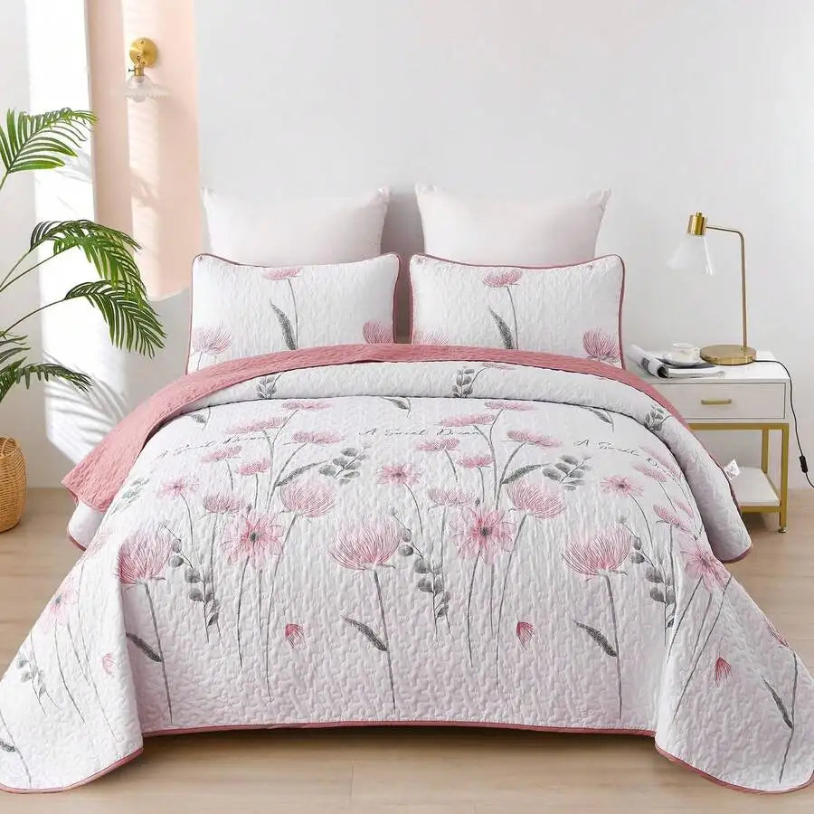 3-Piece Queen Floral Quilt Set, Lightweight Reversible Farmhouse Coverlet with 2 Pillow Shams - lightweight quilted bedspread