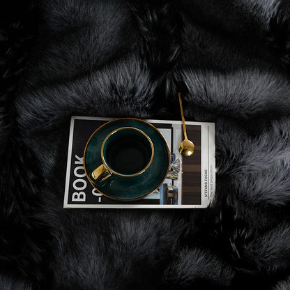 Luxury Soft & Fluffy Faux Fur Versatile Blanket