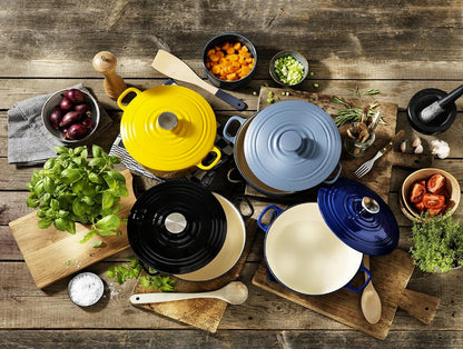 The wide design of the BK Bourgogne cast iron dutch oven, showcasing its ample 7QT capacity for large meals.